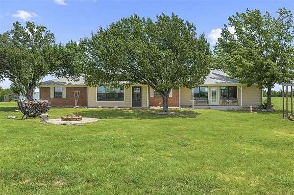 45 Acres of Land with Home for Sale in Marietta, Oklahoma