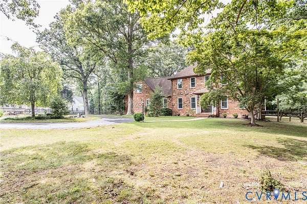 2.61 Acres of Land with Home for Sale in South Chesterfield, Virginia