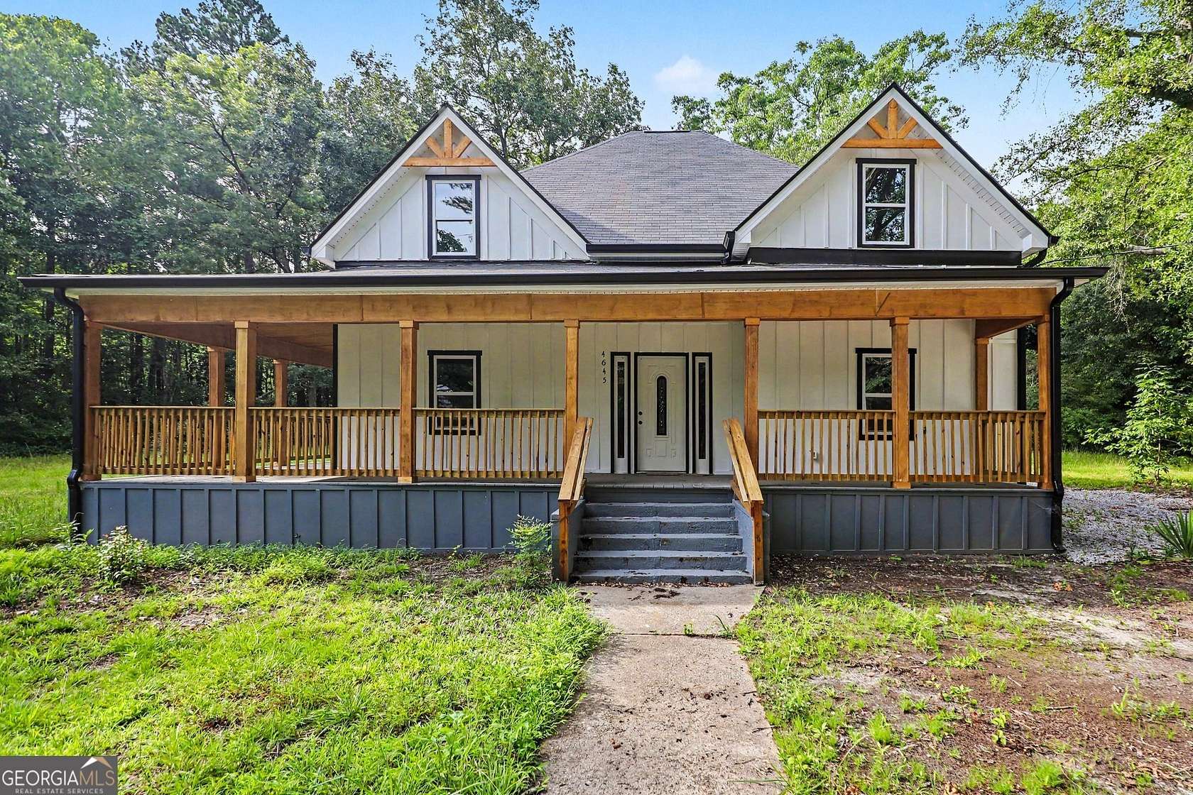 6.4 Acres of Land with Home for Sale in Fairburn, Georgia