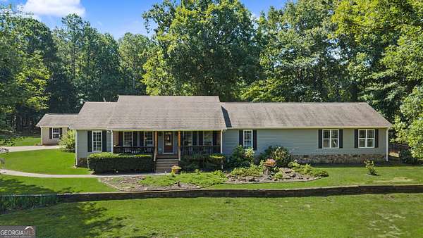 17.3 Acres of Land with Home for Sale in Barnesville, Georgia