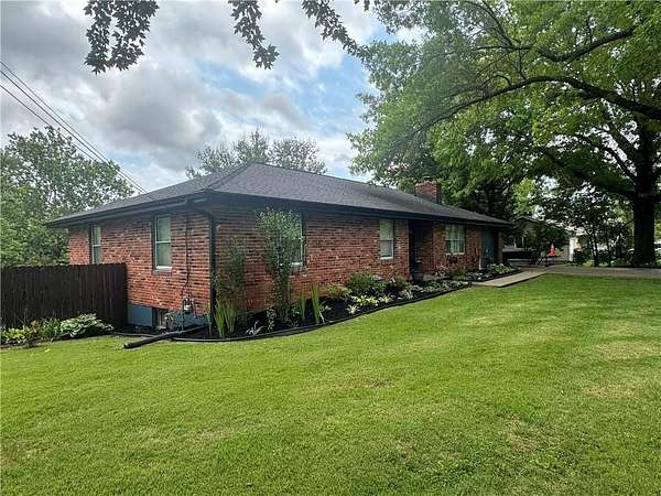 2.5 Acres of Land with Home for Sale in Excelsior Springs, Missouri