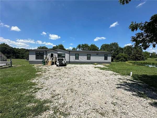 17.5 Acres of Improved Land for Sale in Urich, Missouri