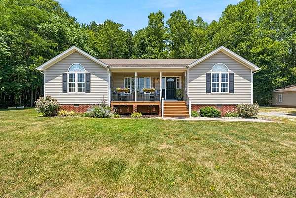 23.2 Acres of Recreational Land with Home for Sale in Cumberland, Virginia