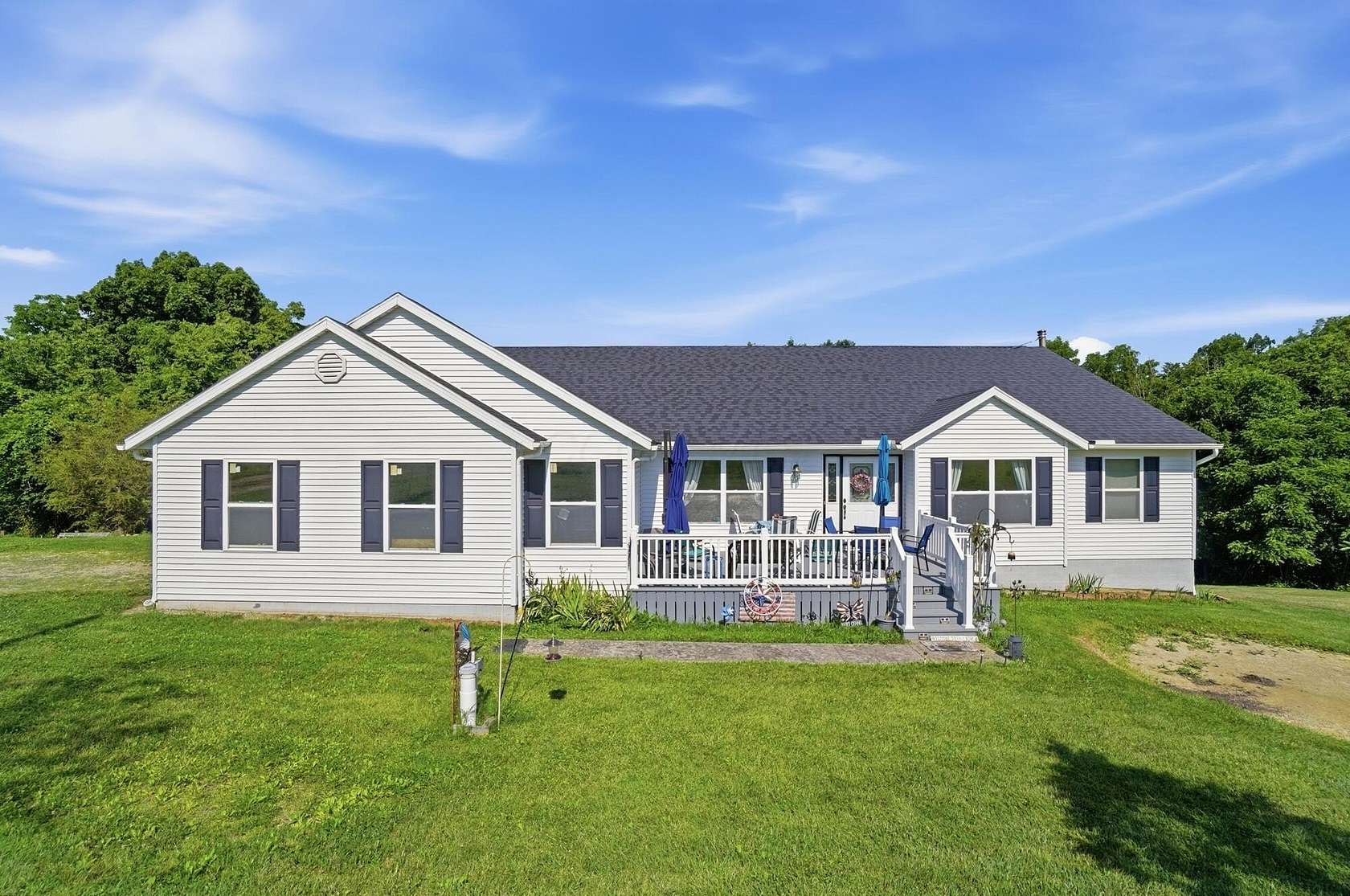 4 Acres of Land with Home for Sale in Mount Perry, Ohio
