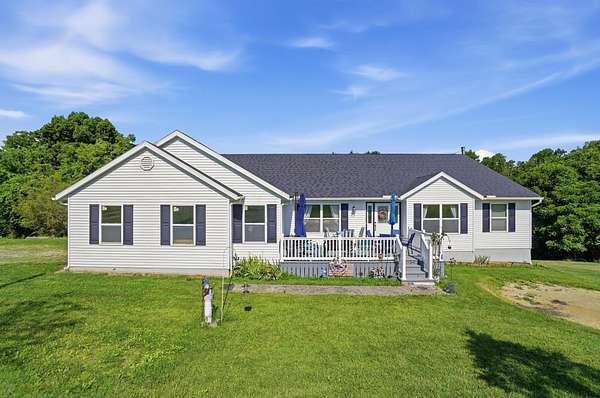 4 Acres of Land with Home for Sale in Mount Perry, Ohio