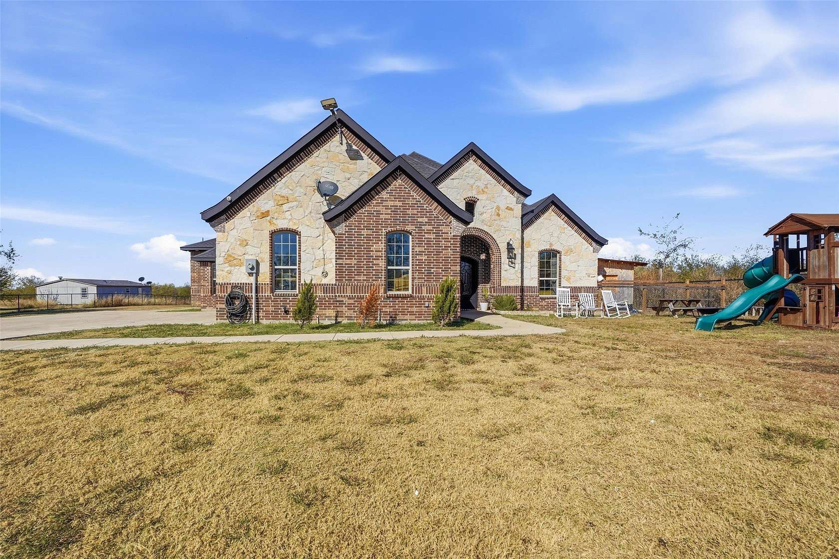 4.53 Acres of Land with Home for Sale in Kaufman, Texas