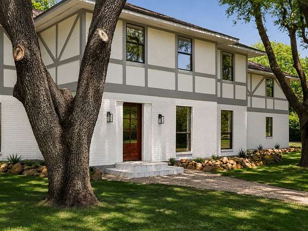 2.56 Acres of Land with Home for Sale in Denton, Texas