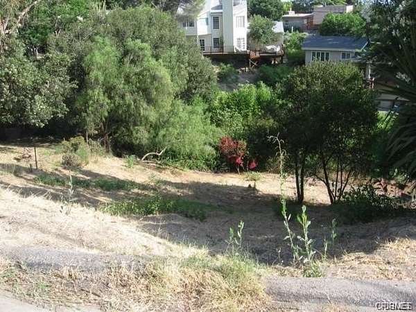 0.18 Acres of Land for Sale in Los Angeles, California