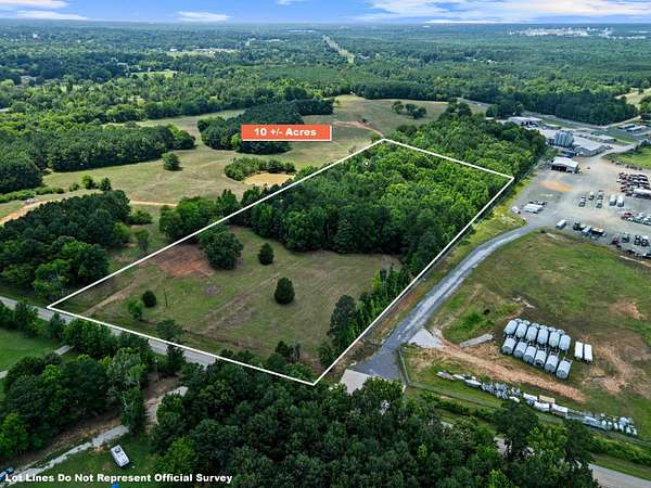 10 Acres of Residential Land for Sale in Longview, Texas