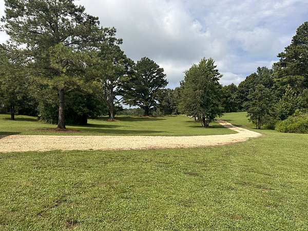 4 Acres of Land with Home for Sale in Paris, Tennessee