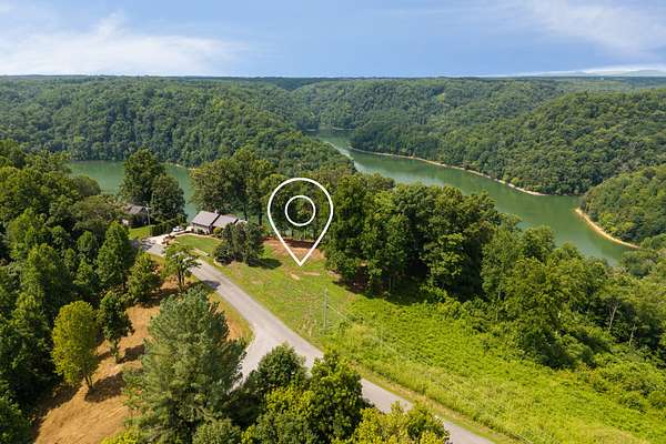 0.95 Acres of Residential Land for Sale in Smithville, Tennessee