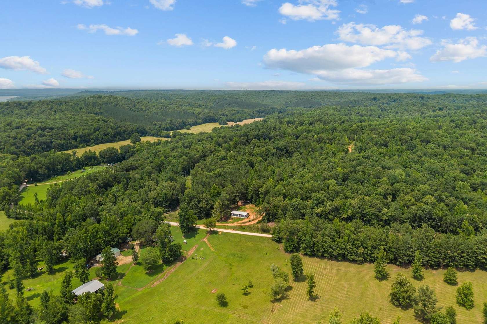 14.2 Acres of Recreational & Residential Land for Sale in Waverly, Tennessee