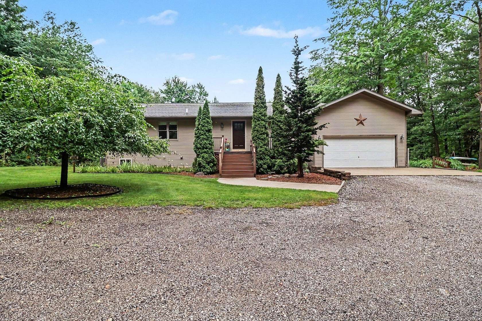 5.83 Acres of Land with Home for Sale in Pentwater, Michigan