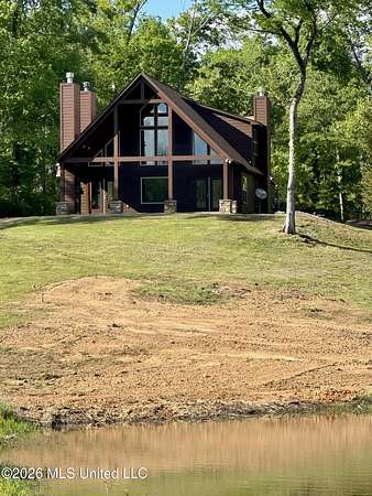20 Acres of Recreational Land with Home for Sale in Woodville, Mississippi