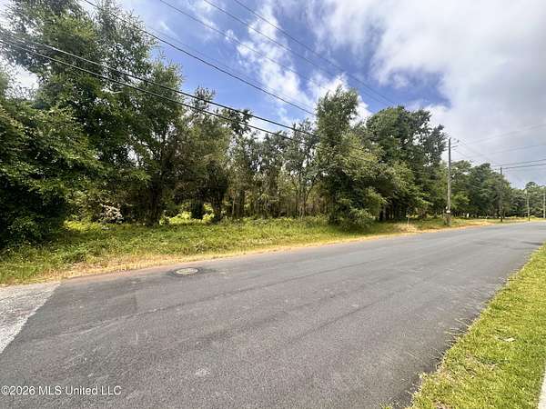 0.94 Acres of Residential Land for Sale in Long Beach, Mississippi