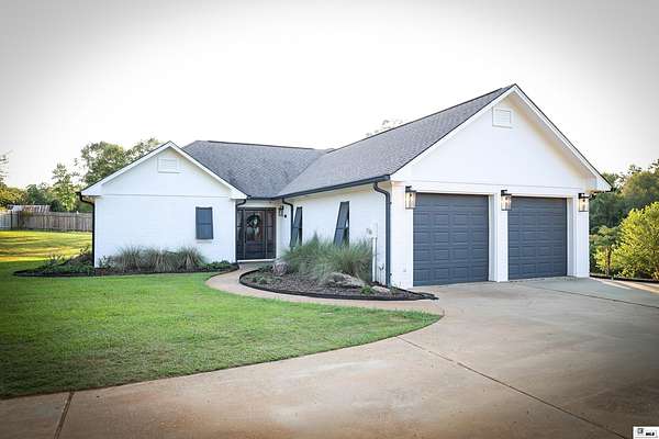 3.44 Acres of Land with Home for Sale in West Monroe, Louisiana