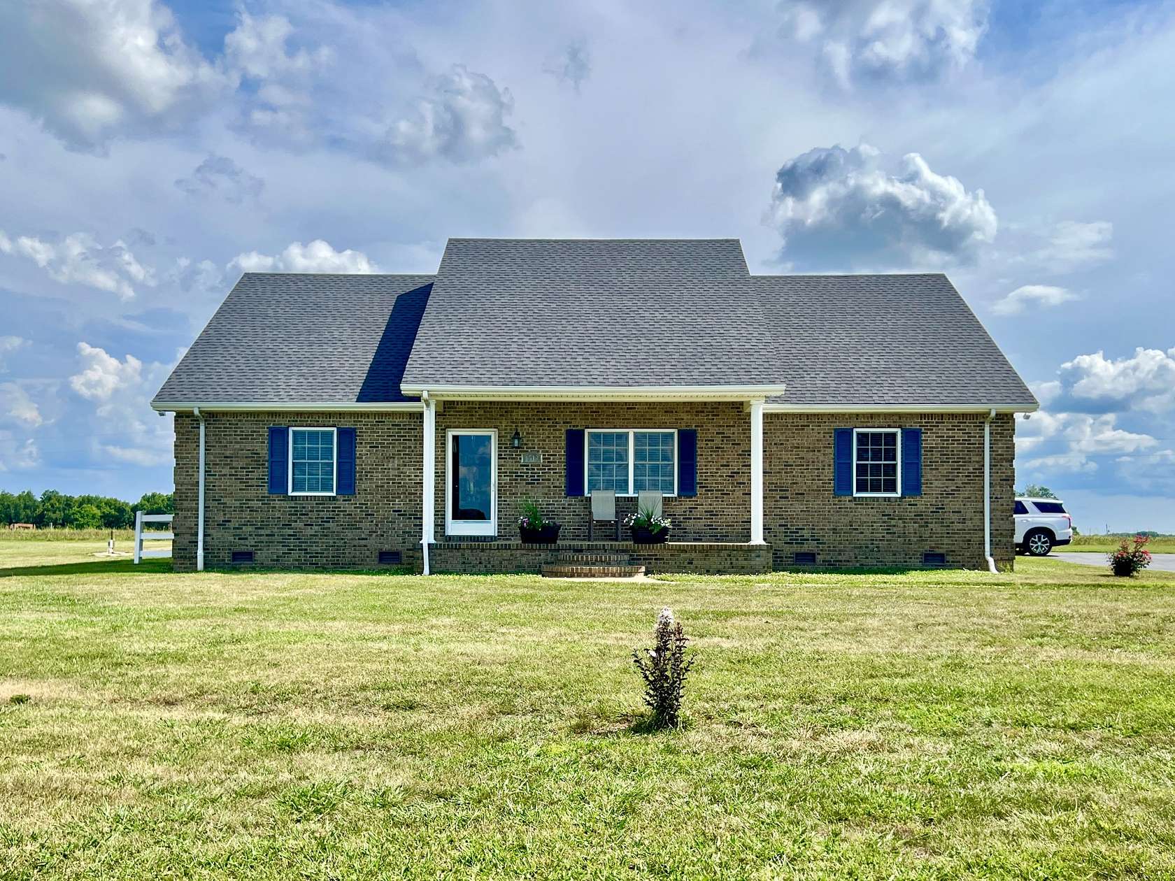 2.19 Acres of Land with Home for Sale in Franklin, Kentucky
