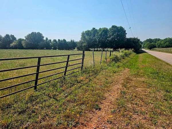 Commercial Land for Sale in Thomaston, Georgia