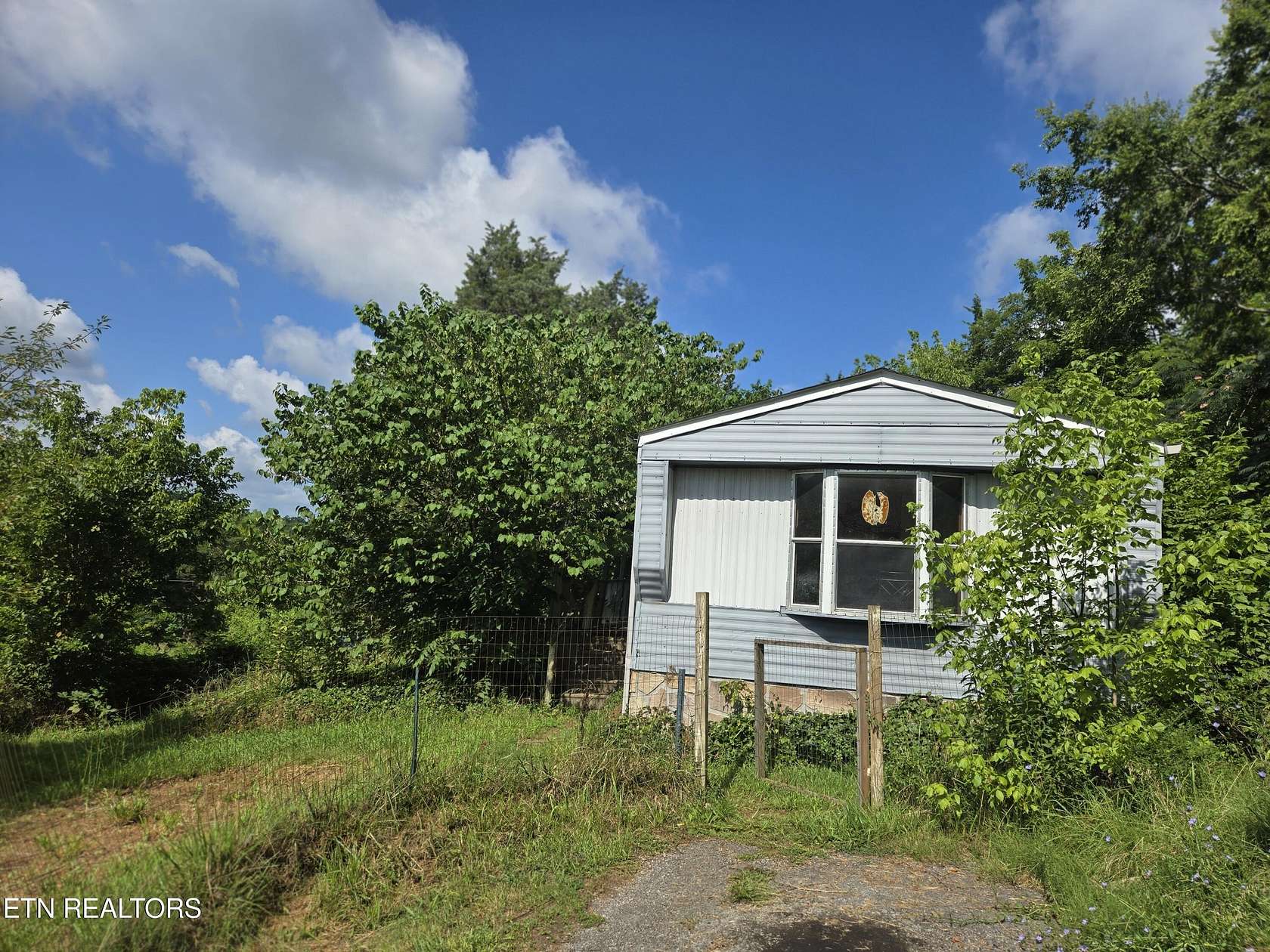 1.75 Acres of Land with Home for Sale in New Market, Tennessee