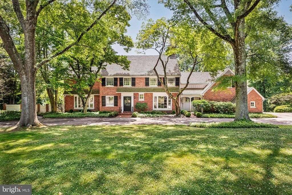 1.89 Acres of Land with Home for Sale in Villanova, Pennsylvania