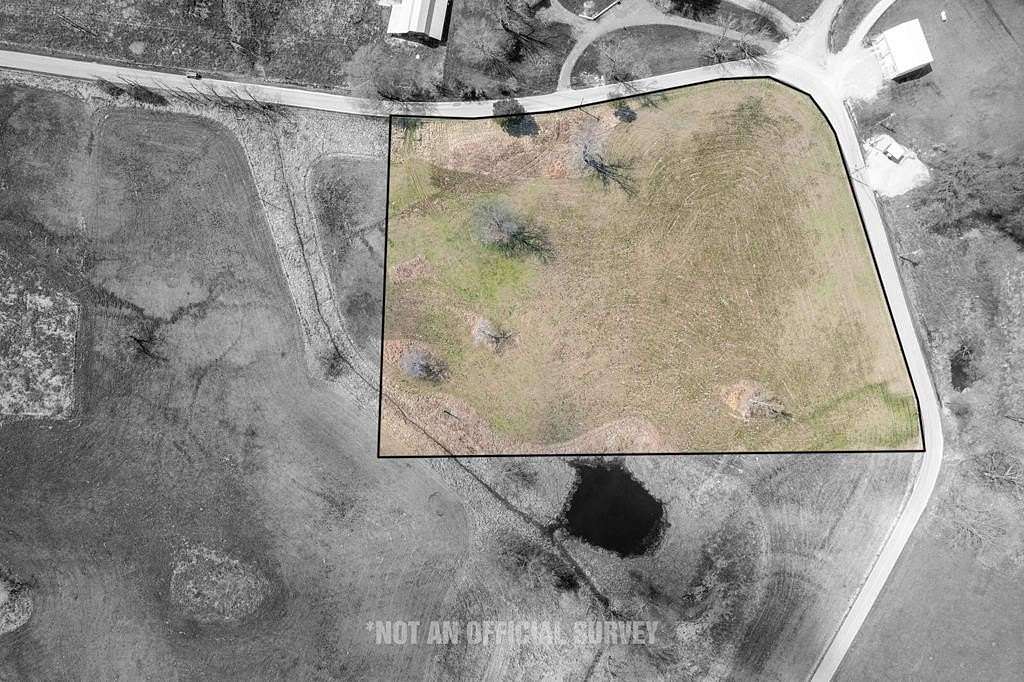 5 Acres of Land for Sale in Cookeville, Tennessee