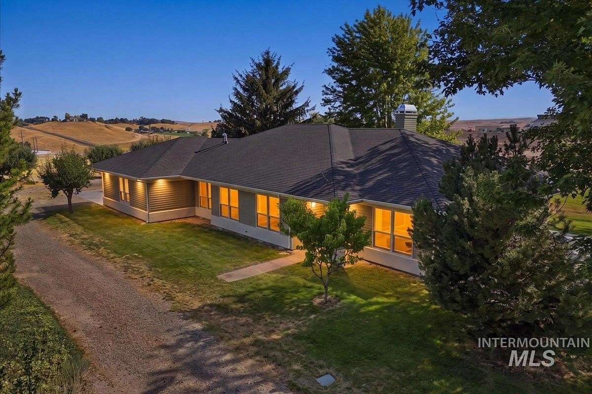 10.1 Acres of Land with Home for Sale in Star, Idaho