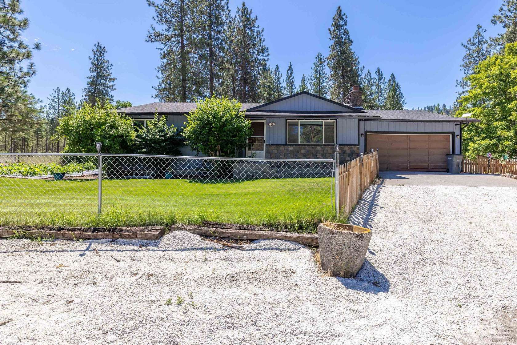 17.9 Acres of Land with Home for Sale in Ford, Washington