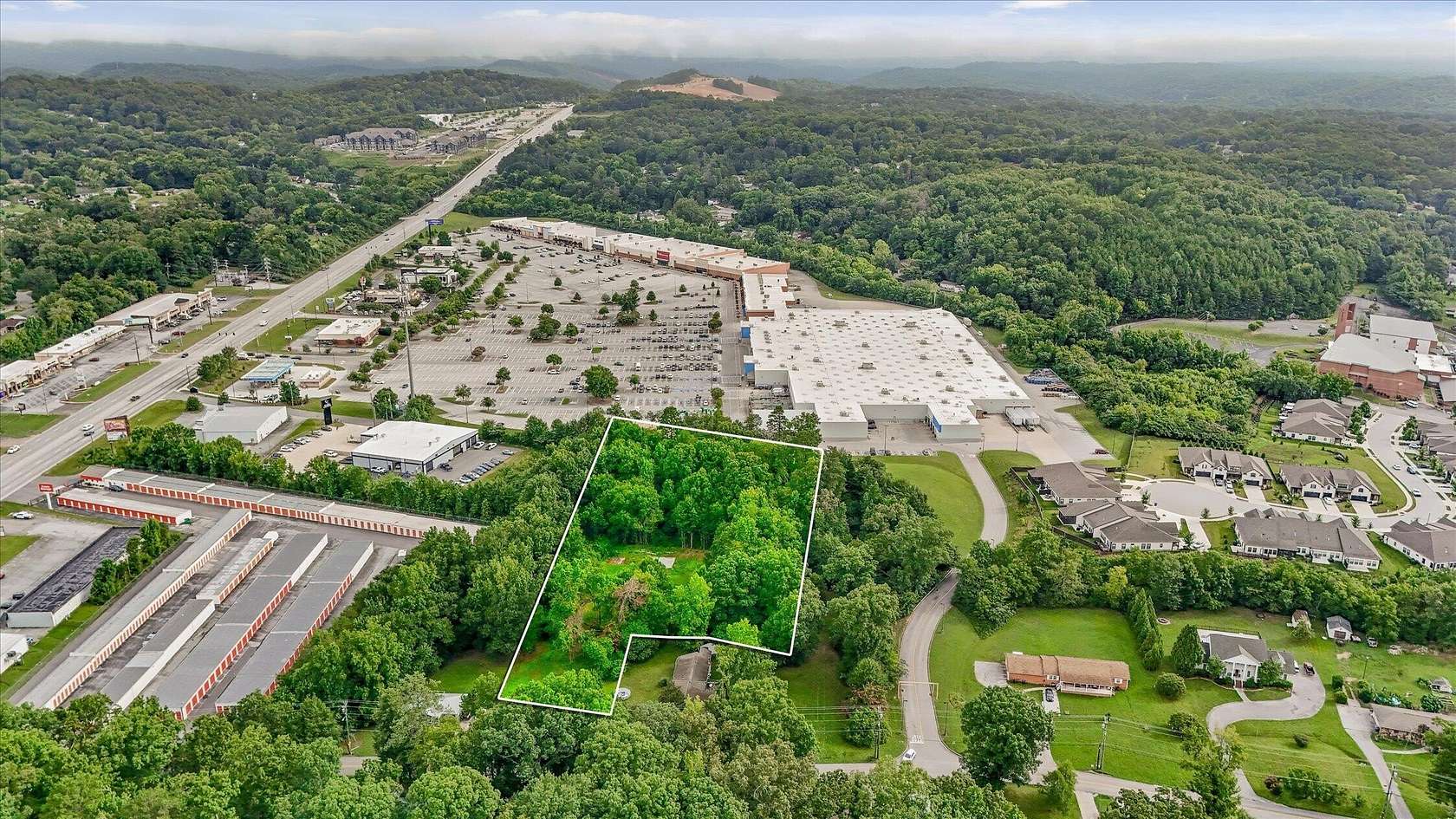 1.5 Acres of Residential Land for Sale in Hixson, Tennessee