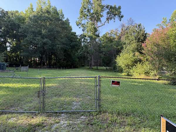 1.5 Acres of Residential Land for Sale in Hixson, Tennessee