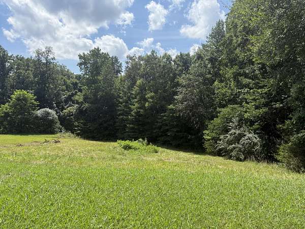 1.3 Acres of Land for Sale in McMinnville, Tennessee