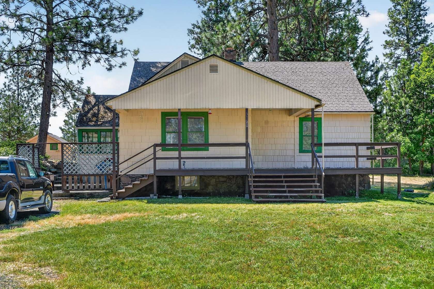 5.4 Acres of Land with Home for Sale in Spokane, Washington