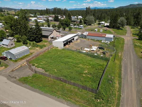 0.32 Acres of Mixed-Use Land for Sale in Plummer, Idaho