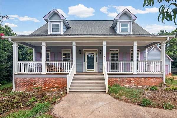5.4 Acres of Land with Home for Sale in Fayetteville, Georgia