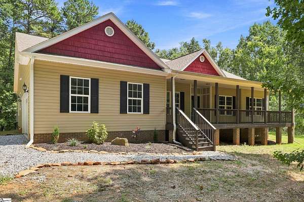 9 Acres of Land with Home for Sale in Pickens, South Carolina