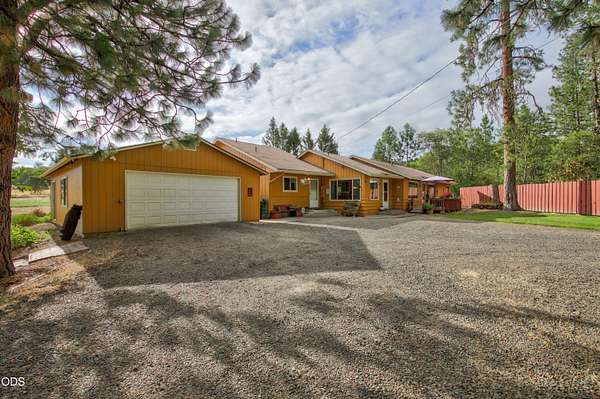 3 Acres of Land with Home for Sale in Central Point, Oregon