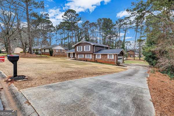 5 Acres of Land with Home for Sale in Decatur, Georgia