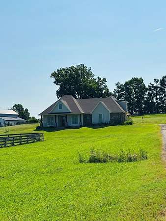 2.8 Acres of Land with Home for Sale in Nacogdoches, Texas