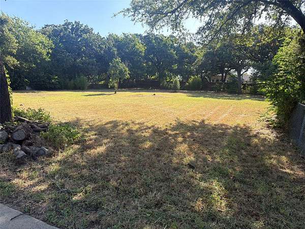 0.52 Acres of Residential Land for Sale in Forest Hill, Texas