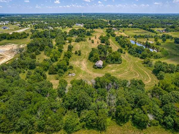 58 Acres of Land for Sale in Celeste, Texas