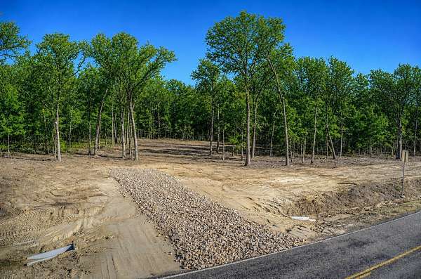 3 Acres of Residential Land for Sale in Lone Oak, Texas
