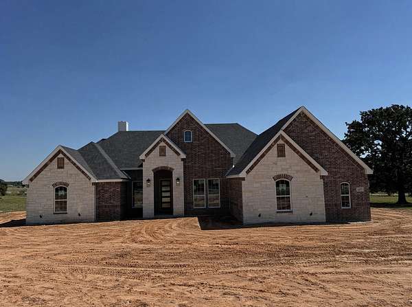 2 Acres of Land with Home for Sale in Decatur, Texas