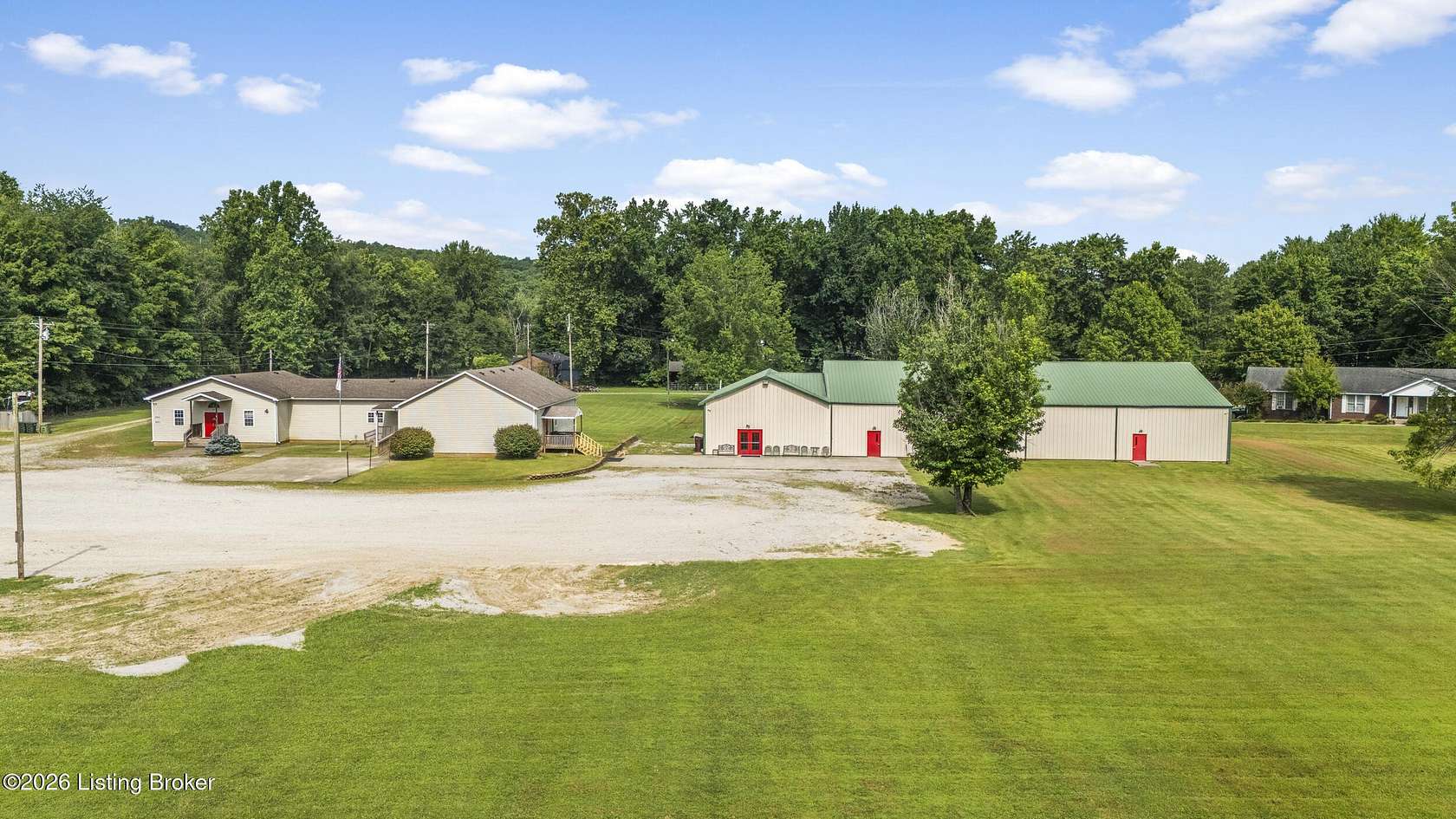 8.55 Acres of Improved Residential Land for Sale in Shepherdsville, Kentucky