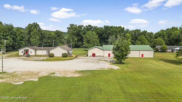 8.55 Acres of Improved Residential Land for Sale in Shepherdsville, Kentucky