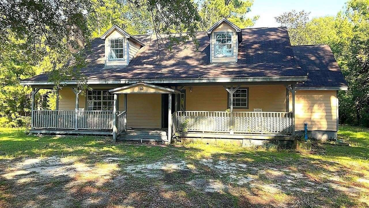 2 Acres of Land with Home for Auction in DeFuniak Springs, Florida
