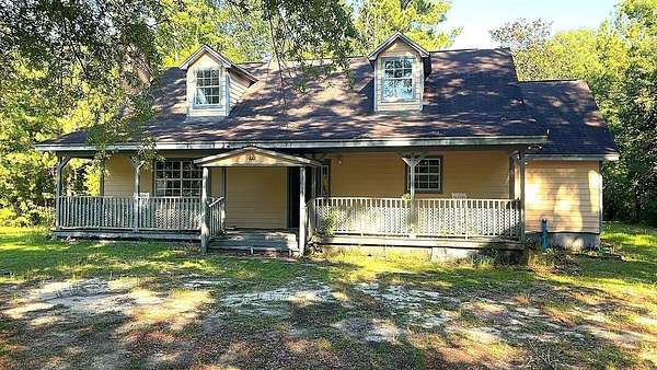 2 Acres of Land with Home for Auction in DeFuniak Springs, Florida