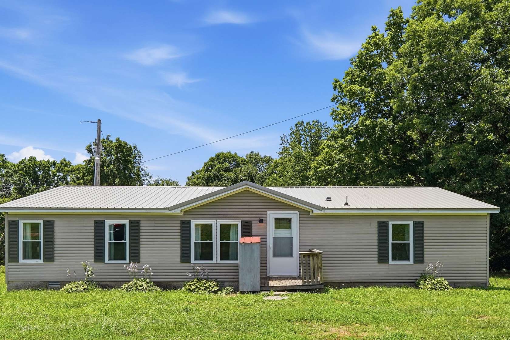 5 Acres of Land with Home for Sale in Ashland City, Tennessee