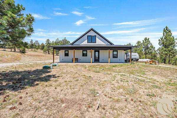 20.2 Acres of Recreational Land with Home for Sale in Columbus, Montana