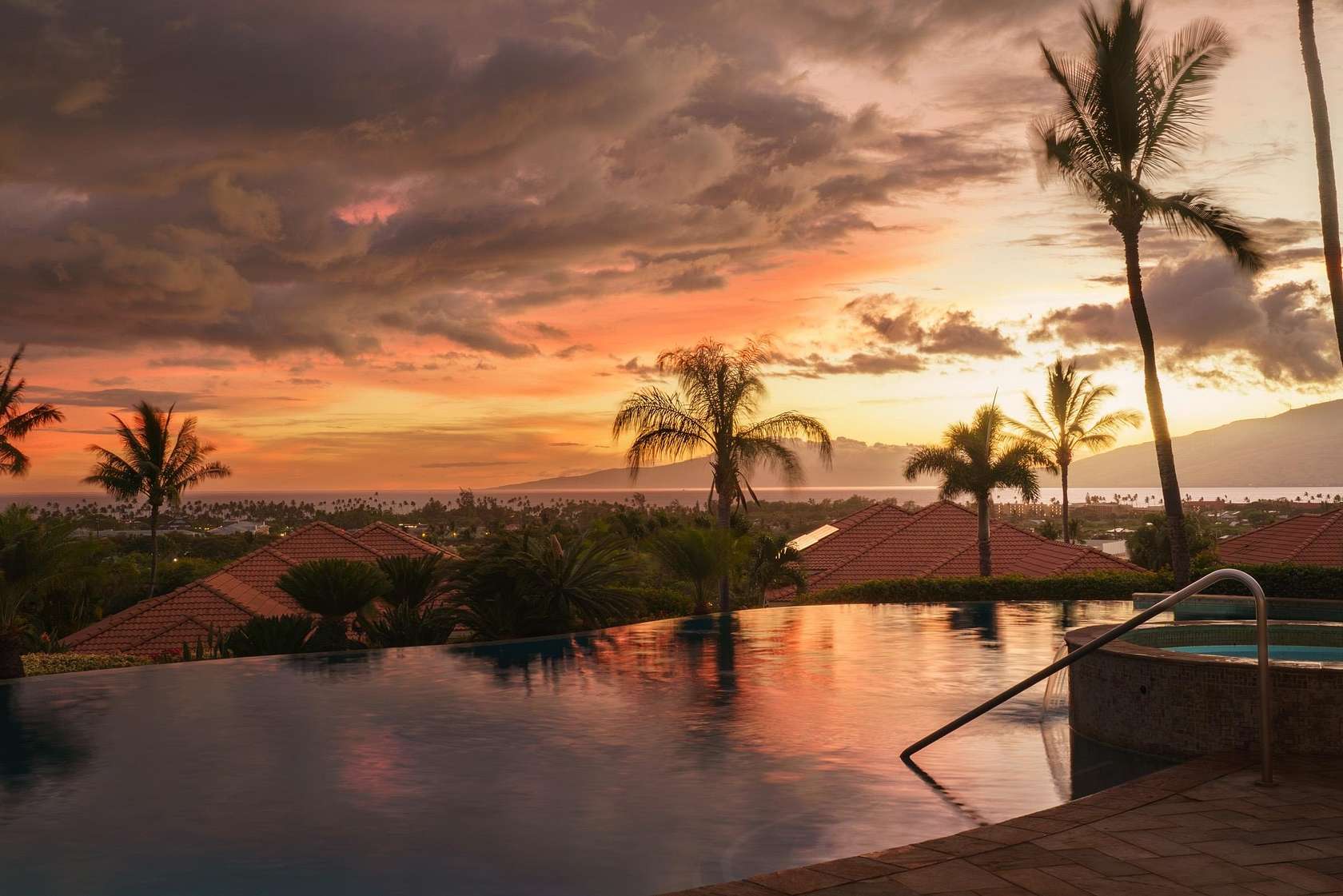 40 Acres of Land with Home for Sale in Kihei, Hawaii