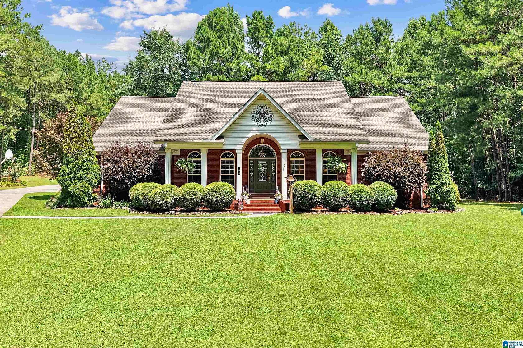 5 Acres of Land with Home for Sale in Columbiana, Alabama