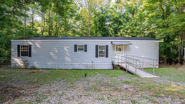 1.8 Acres of Land with Home for Sale in Moneta, Virginia